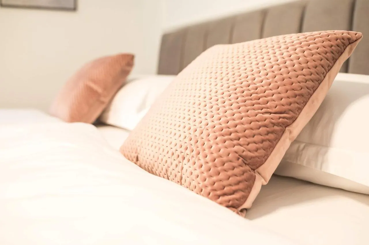 Alojamento de Acomodação e Pequeno-almoço Luxury Rooms With Balcony Zadar