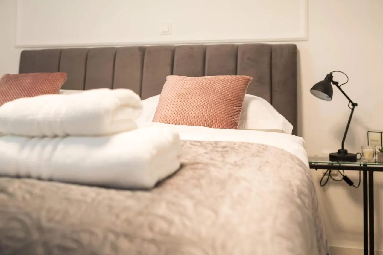 Luxury Rooms With Balcony Zadar 4*,